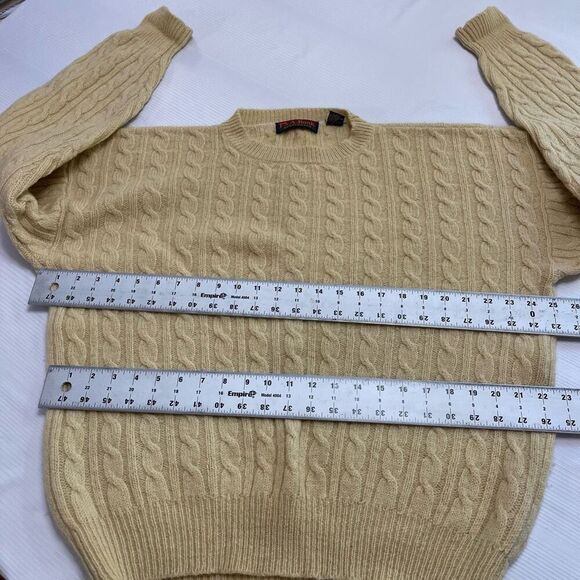 Jos A Bank Sportswear VTG Yellow Beige Shetland Wool Cableknit Sweater Sz Medium - Picture 5 of 7